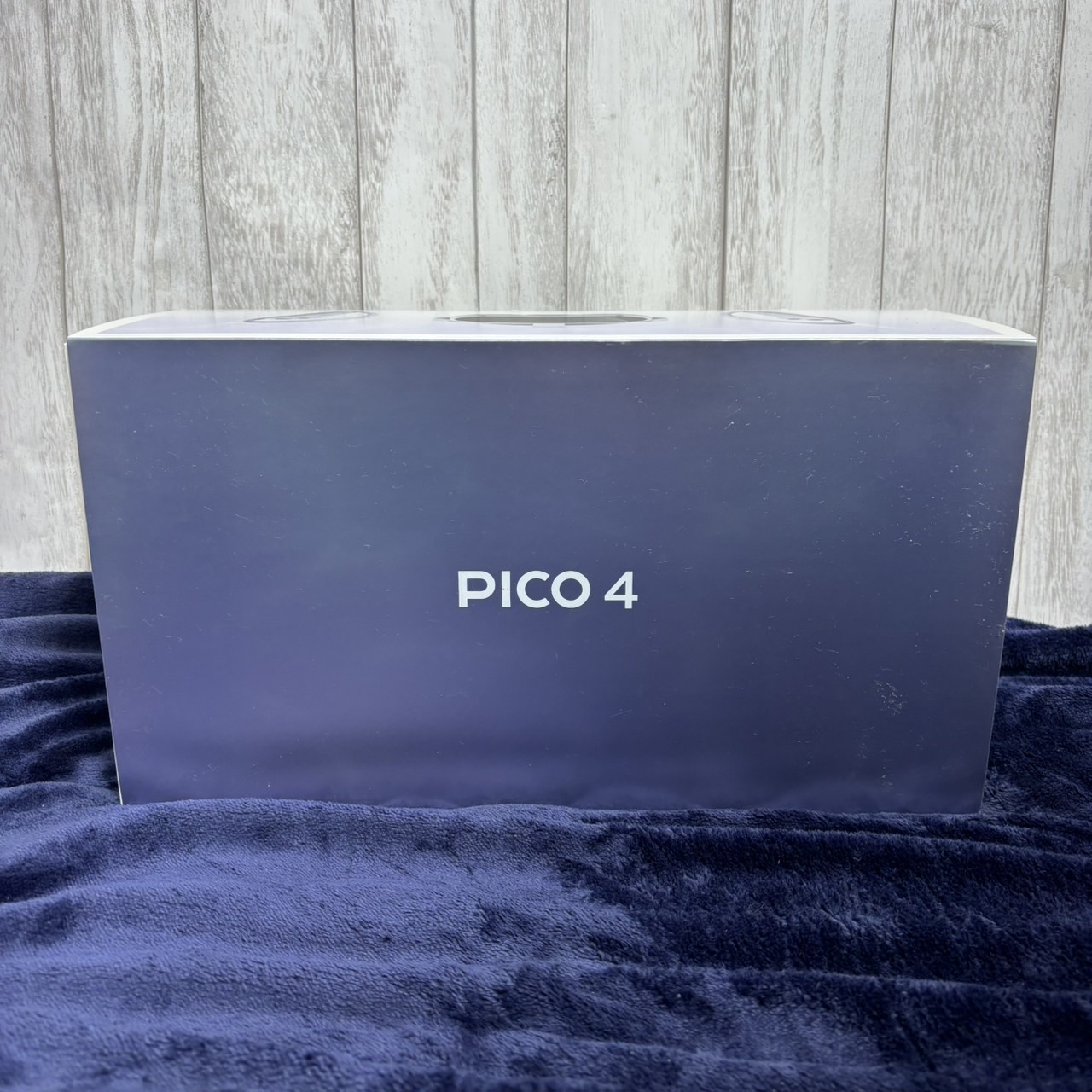 PICO4