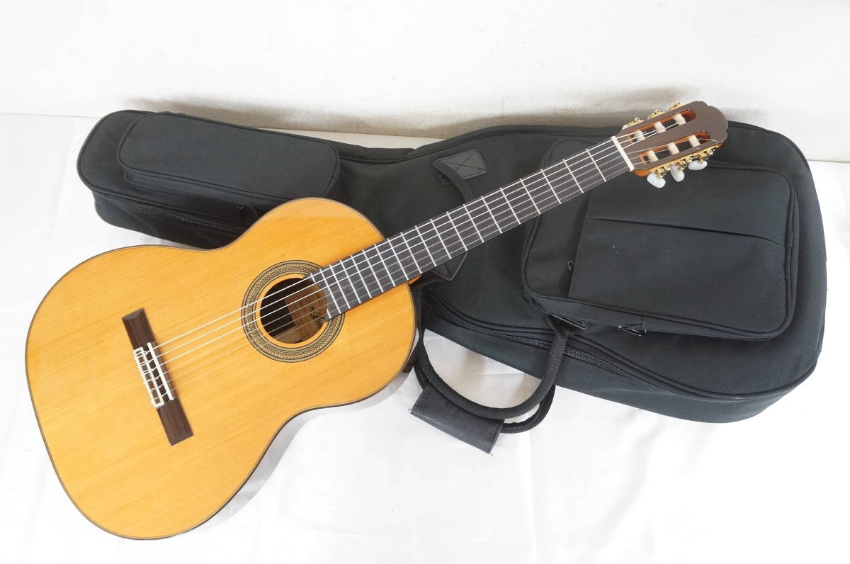 【リアル】aria A-50Cアリア クラシックギター ケース付き 美品 本体