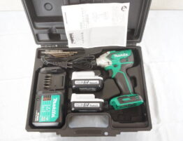 makita  M697D  インパクトドライバ