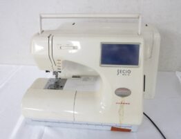 JANOME MODEL 832